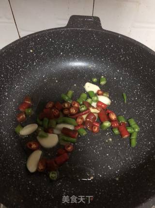 牛蛙烧板栗的做法步骤：5