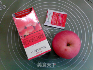 荔枝风味苹果红茶的做法步骤：1