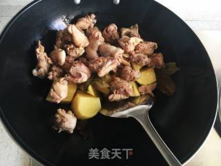 黄焖鸡的做法步骤：6