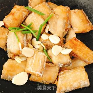 家常红烧带鱼的做法步骤：5