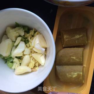 咖喱鸡肉饭的做法步骤：5