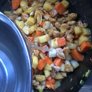 咖喱鸡肉饭的做法步骤：10