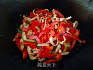 甜椒肉丝的做法步骤：16