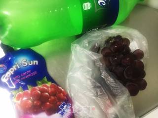葡萄冰饮的做法步骤：1