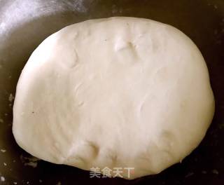 太阳煎饺的做法步骤：1