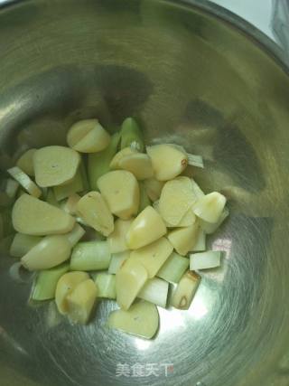 香菇肉末豆腐的做法步骤：3