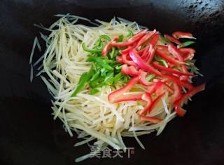 双椒土豆丝的做法步骤：11