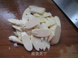 鸭蛋青菜鞭笋汤的做法步骤：4