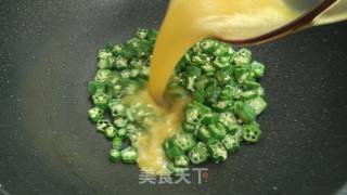 秋葵炒鸡蛋的做法步骤：9