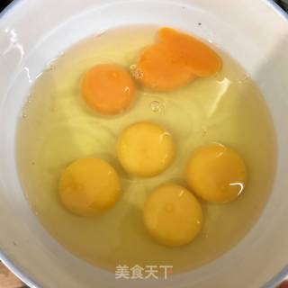 超哥版炸馒头片的做法步骤：1
