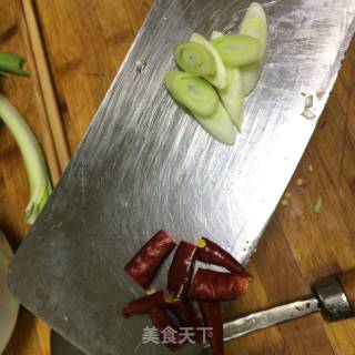 酸辣西葫芦片的做法步骤：2