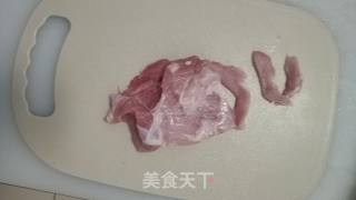 芹菜猪肉水饺的做法步骤：1
