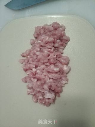 芹菜猪肉水饺的做法步骤：3