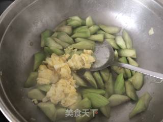 #下饭菜#丝瓜炒鸡蛋的做法步骤：8