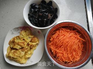 三鲜素包子的做法步骤：1