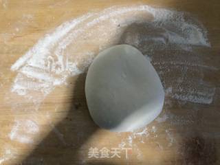 蛋煎花卷的做法步骤：2