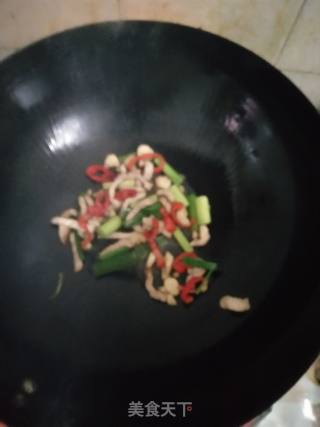冬瓜炒肉丝的做法步骤：4