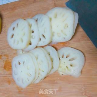 炝藕片的做法步骤：2