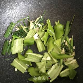 炒田鸡的做法步骤：8
