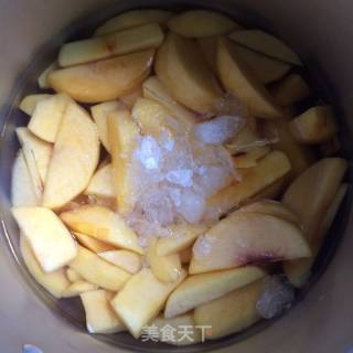 黄桃罐头的做法步骤：5