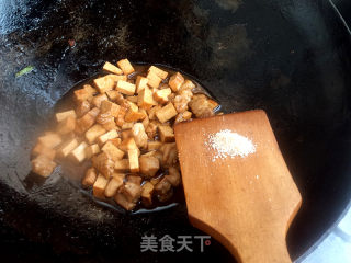 香干肉丁酱拌面的做法步骤：8