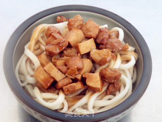 香干肉丁酱拌面的做法步骤：12