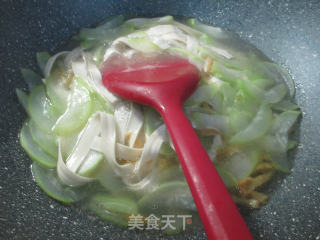 榨菜丝夜开花刀削面的做法步骤：6
