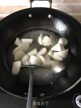 美味素烧萝卜的做法步骤：4