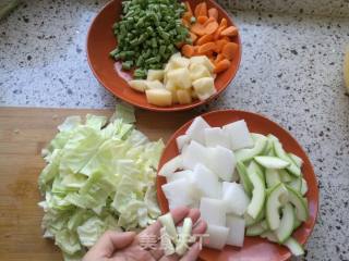 西安肉丸胡辣汤（多图，附带饼和油泼辣椒的做法）的做法步骤：11