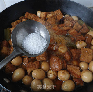 下饭菜——鹌鹑蛋豆腐小炖肉的做法步骤：10