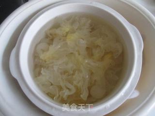 老冰糖龙眼银耳羹的做法步骤：5