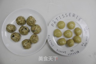 自制经典的五仁月饼的做法步骤：8
