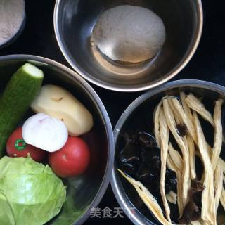 番茄旗花面的做法步骤：1