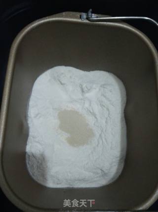 红枣黑芝麻面包的做法步骤：4