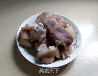 酱香猪蹄的做法步骤：3