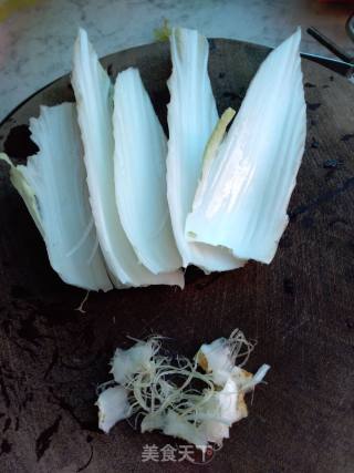 剁椒大白菜的做法步骤：1