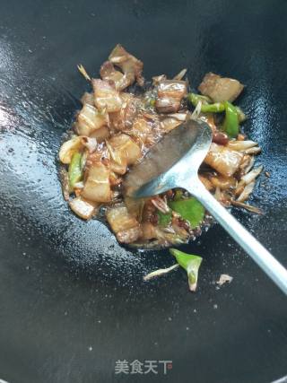 酱爆五花肉的做法步骤：5