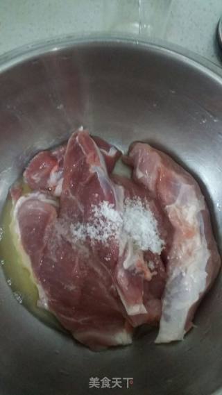秘制烤肉的做法步骤：2