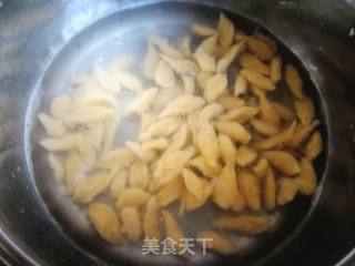蜜薯西芹剪刀面的做法步骤：7