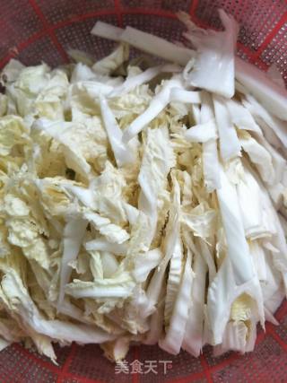 油渣大白菜的做法步骤：1