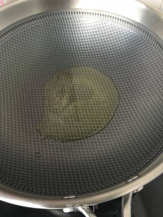 “下饭菜”麻椒炒腊肉的做法步骤：4