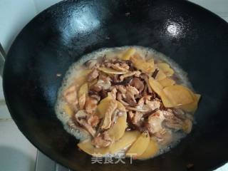 #下饭菜#土豆片炒榛蘑的做法步骤：9