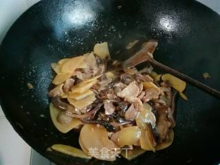 #下饭菜#土豆片炒榛蘑的做法步骤：11