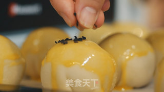 蛋黄酥【初味日记】的做法步骤：25
