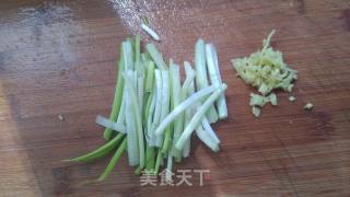雪梨香菜炒肉丝的做法步骤：7