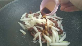 雪梨香菜炒肉丝的做法步骤：12