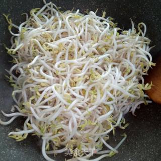 醋溜豆芽的做法步骤：3
