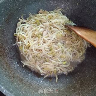 醋溜豆芽的做法步骤：4