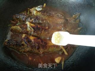 青椒黄骨鱼的做法步骤：11
