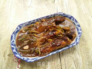 青椒黄骨鱼的做法步骤：12